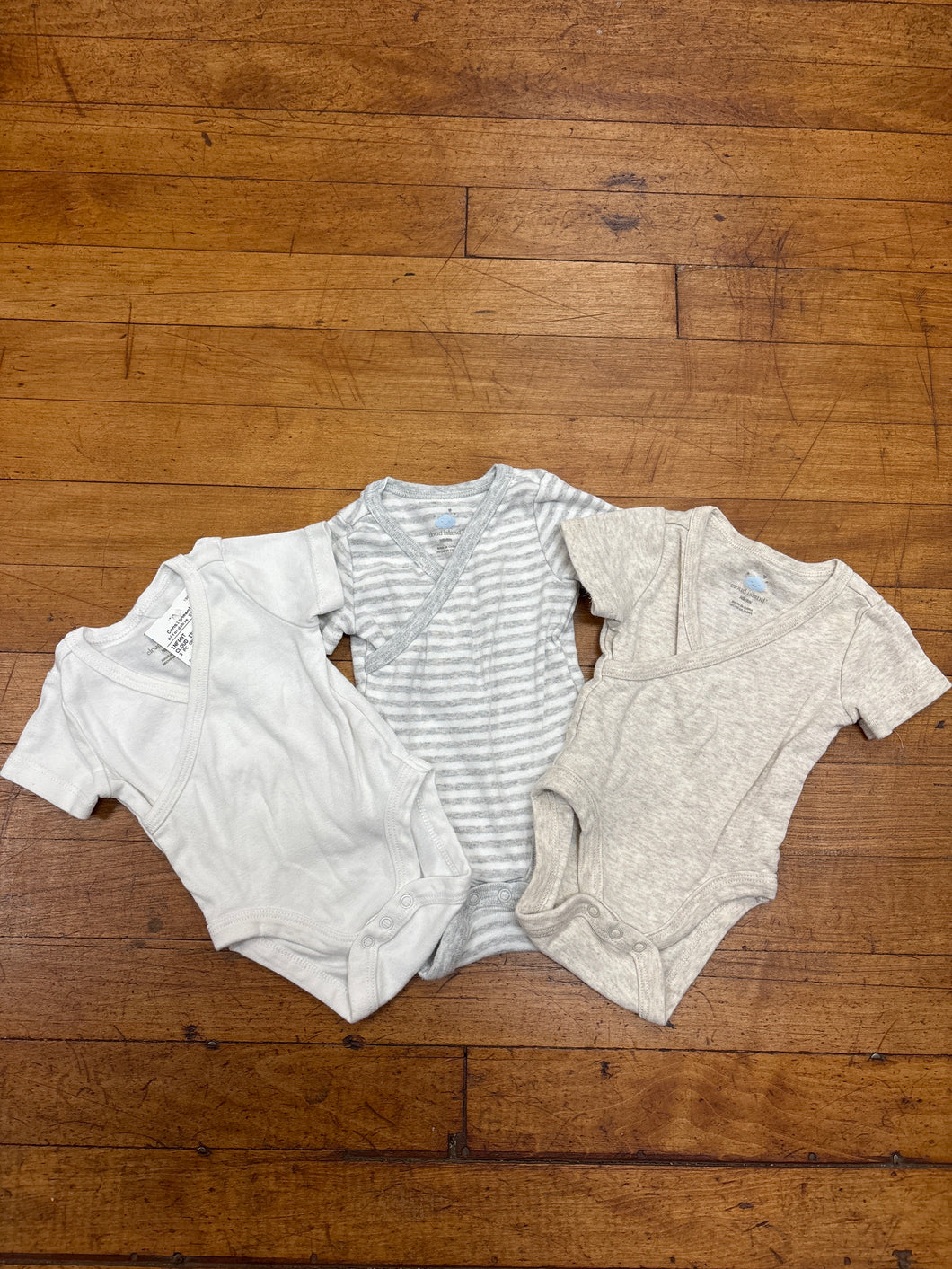 3 PC ONESIE SET-NB