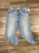Load image into Gallery viewer, JEANS-12
