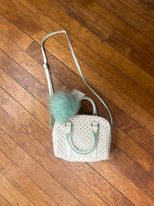 CROSS BODY