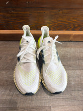 Load image into Gallery viewer, SNEAKER - LIKE NEW - 11.5
