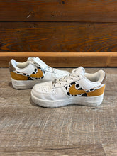 Load image into Gallery viewer, AF1 SNEAKER - 12

