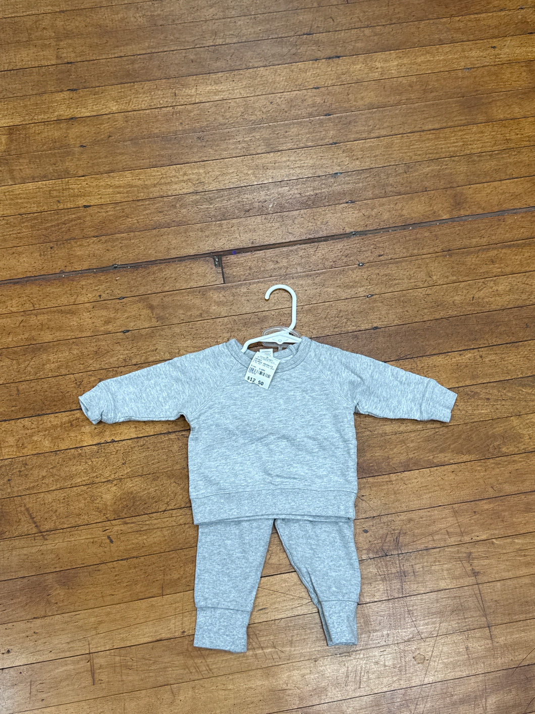2 PC SET (RETAIL $48)- 3-6MO
