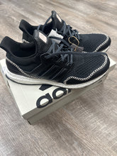 Load image into Gallery viewer, NEW! ULTRABOOST - 11.5
