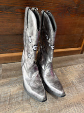 Load image into Gallery viewer, BOOT(RETAIL$190) - 9
