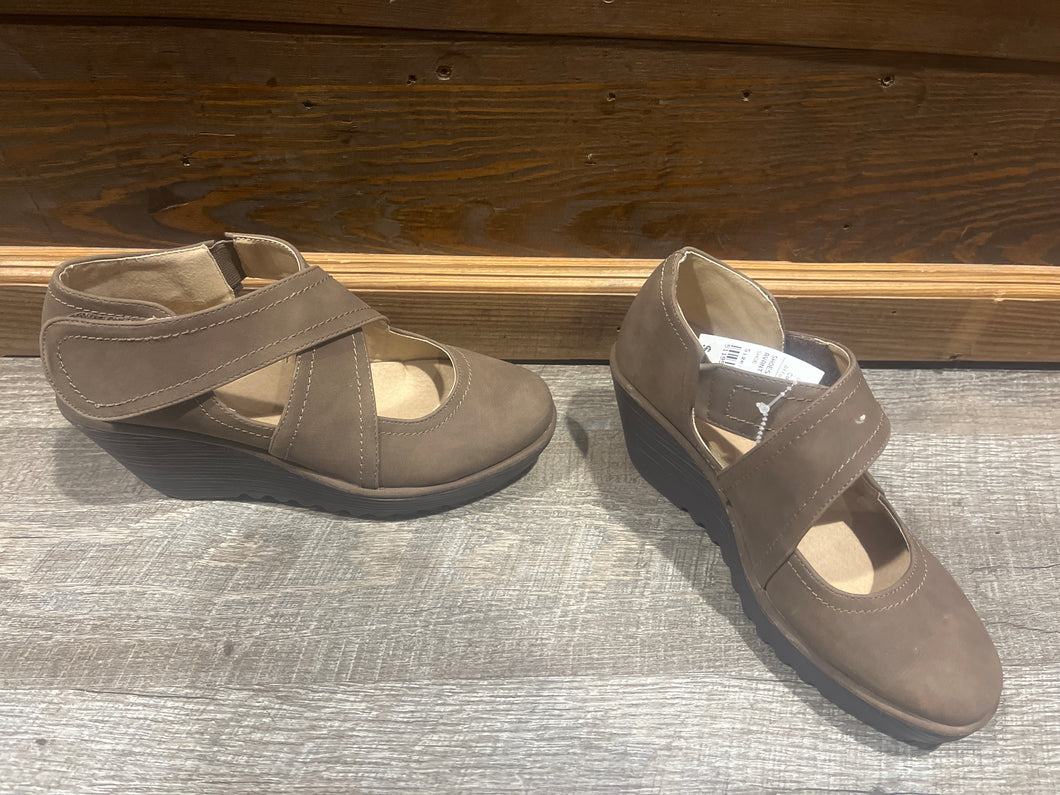 SHOE - 6