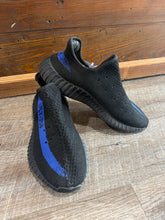 Load image into Gallery viewer, YEEZY BOOST 350 V2 $220 - 11
