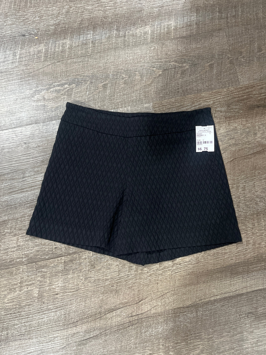 SHORTS - M
