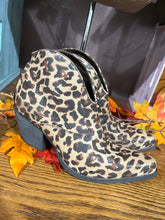 Load image into Gallery viewer, BOOTIE-8
