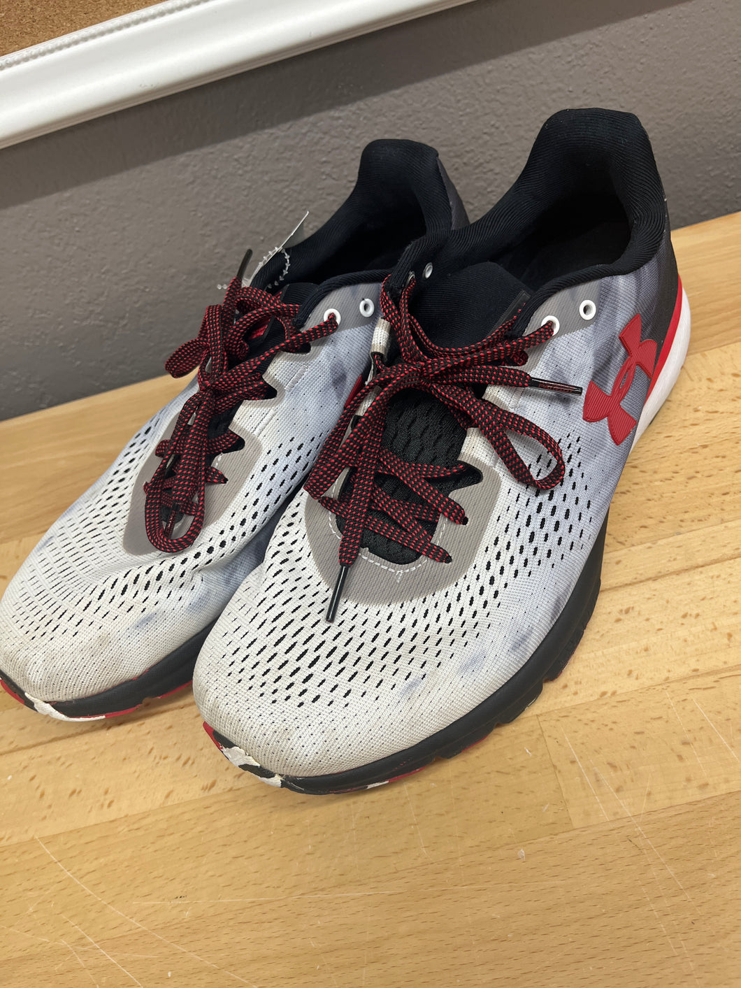 SNEAKER-10.5