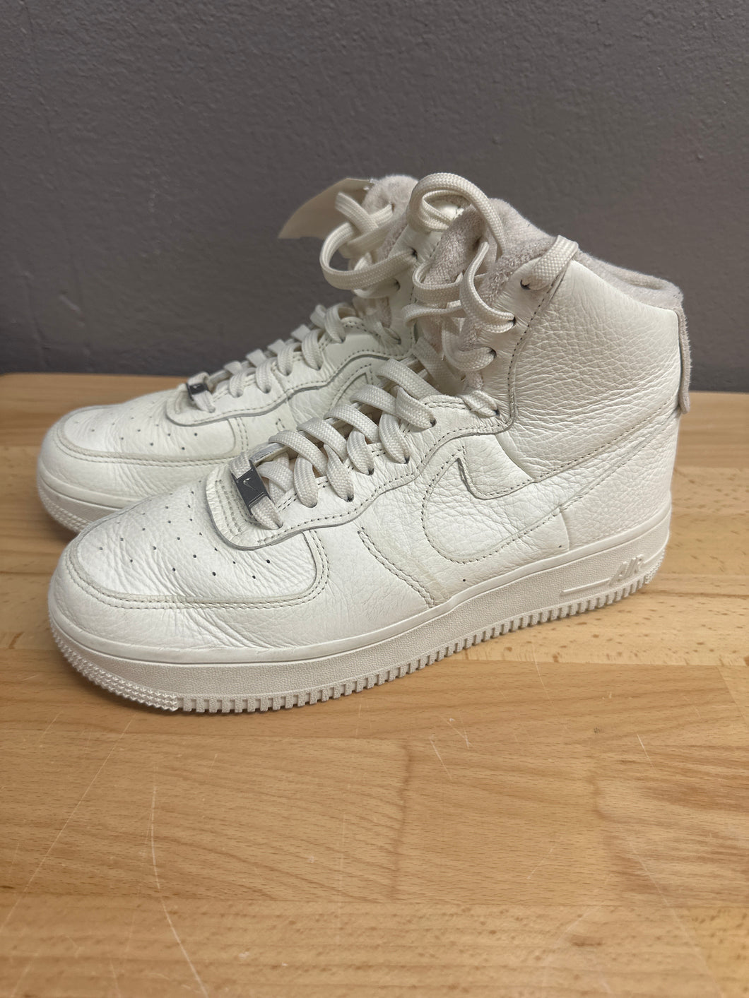 AF1 - 8.5