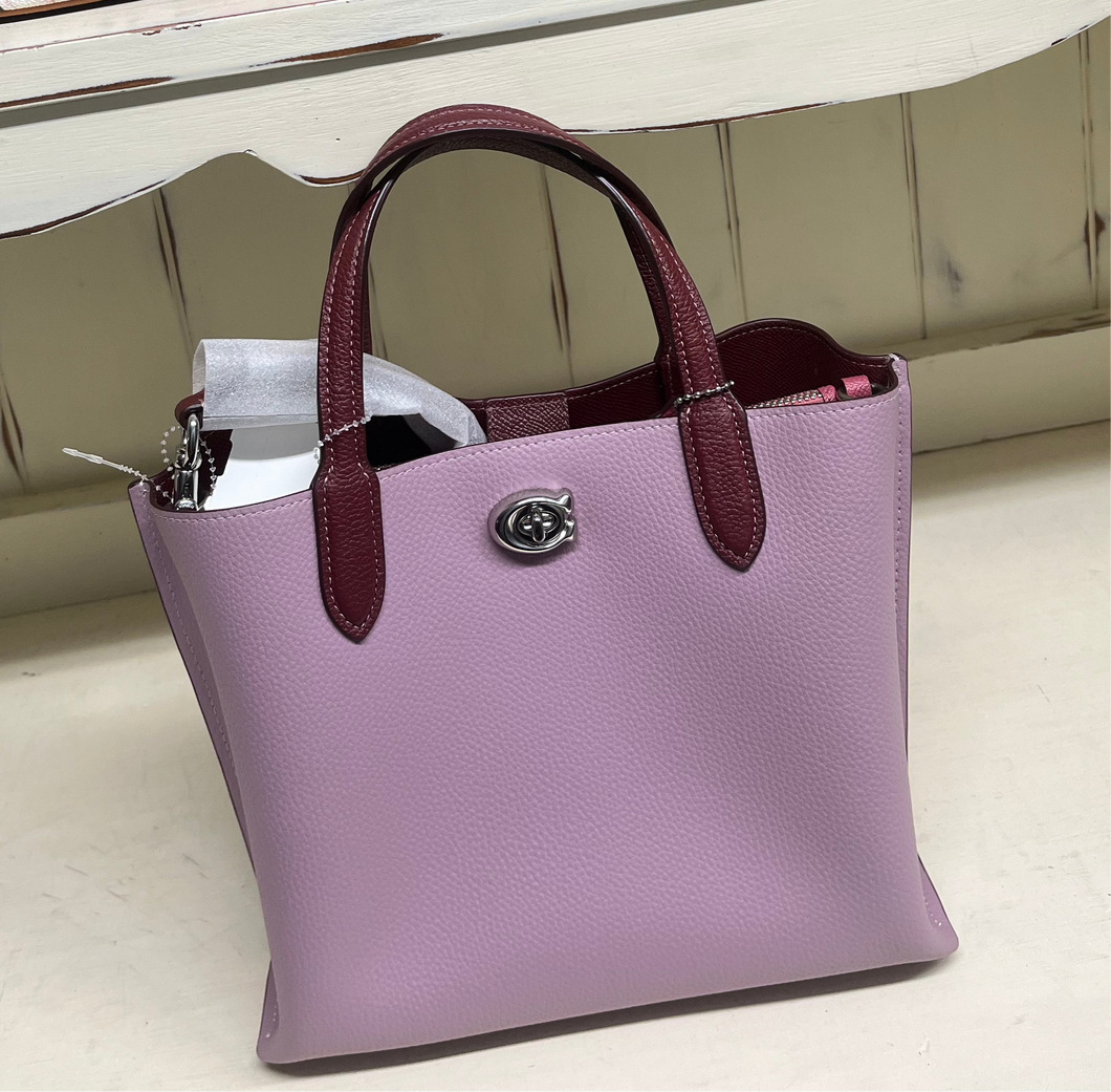 HANDBAG-$278 RETAIL