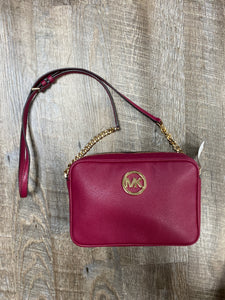 CROSSBODY