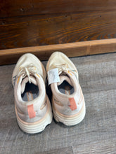 Load image into Gallery viewer, SNEAKER - 10
