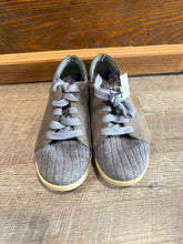 Load image into Gallery viewer, SNEAKER - 7.5
