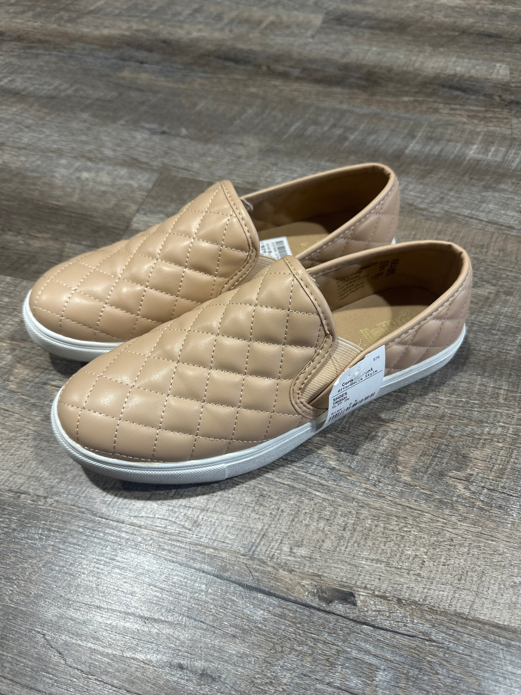 SLIP ON - 8.5