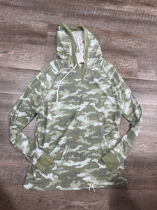HOODIE - M