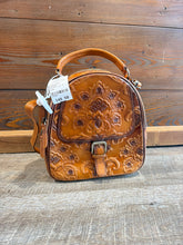 Load image into Gallery viewer, BACKPACK $138 RET
