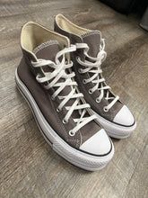 Load image into Gallery viewer, PLATFORM HI-TOP LIKE NEW-9
