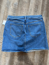 Load image into Gallery viewer, SKIRT-14
