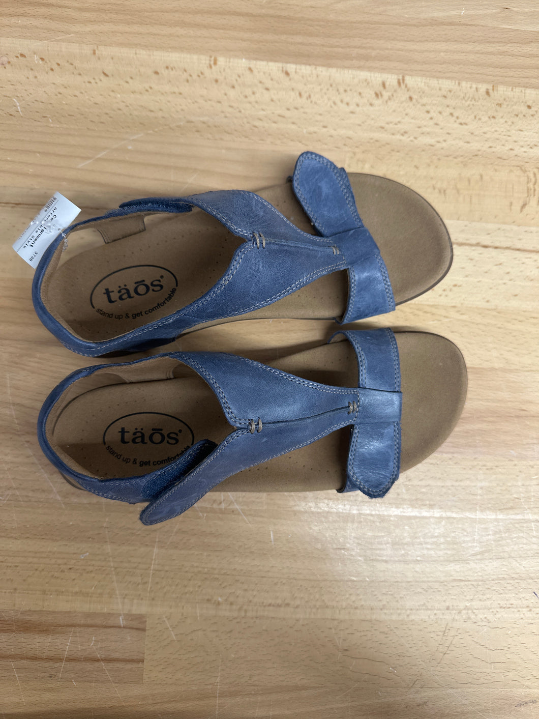 SANDAL $140 RETAIL - 8