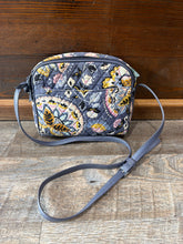 Load image into Gallery viewer, CROSSBODY
