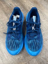 Load image into Gallery viewer, SNEAKER
