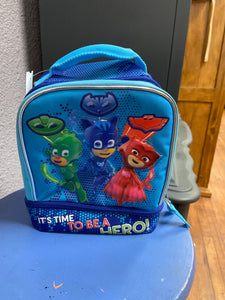 LUNCH BOX
