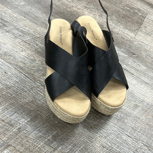 SANDAL