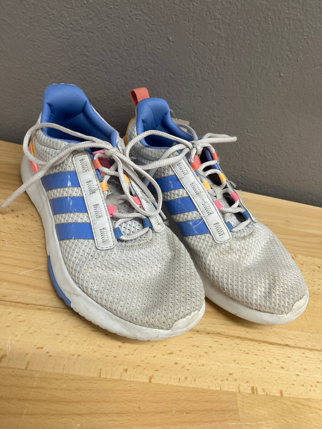 SNEAKER-6.5