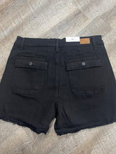Load image into Gallery viewer, BLACK CARGO SHORTS-XL
