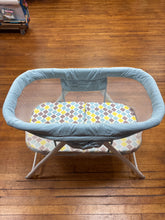 Load image into Gallery viewer, TRAVEL BASSINET*will not ship*
