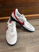Load image into Gallery viewer, SNEAKER-STAINED - 12
