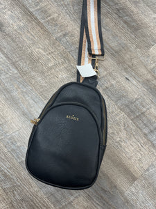 CROSSBODY