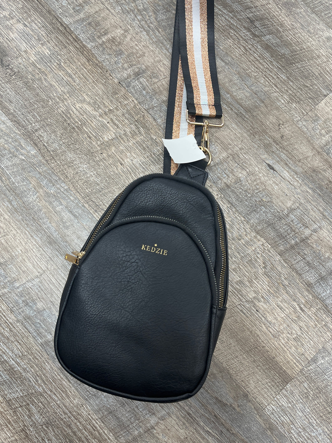 CROSSBODY