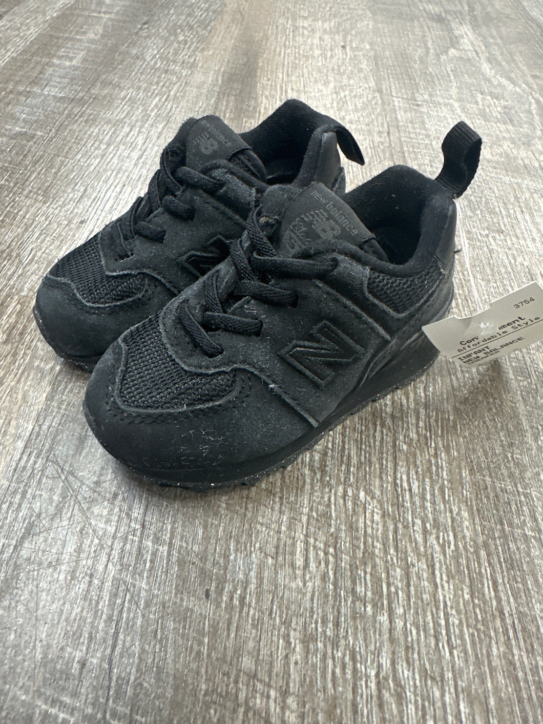 SNEAKER-4