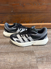 Load image into Gallery viewer, SNEAKER - 10.5
