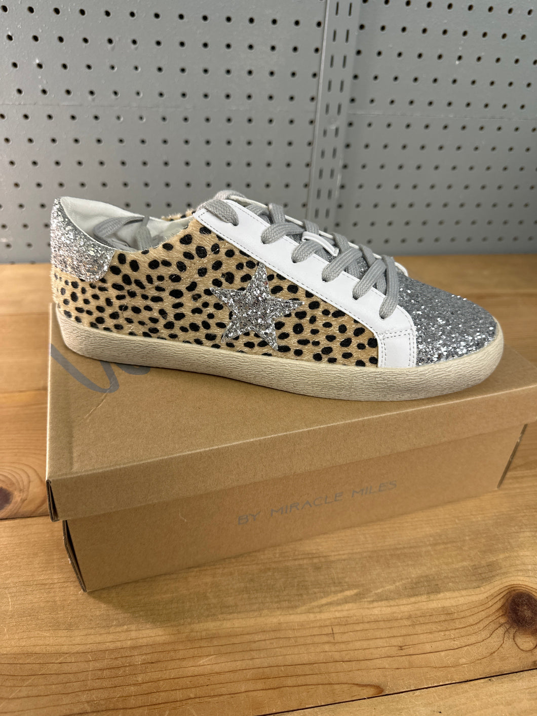 NEW! RETAIL$70 -10