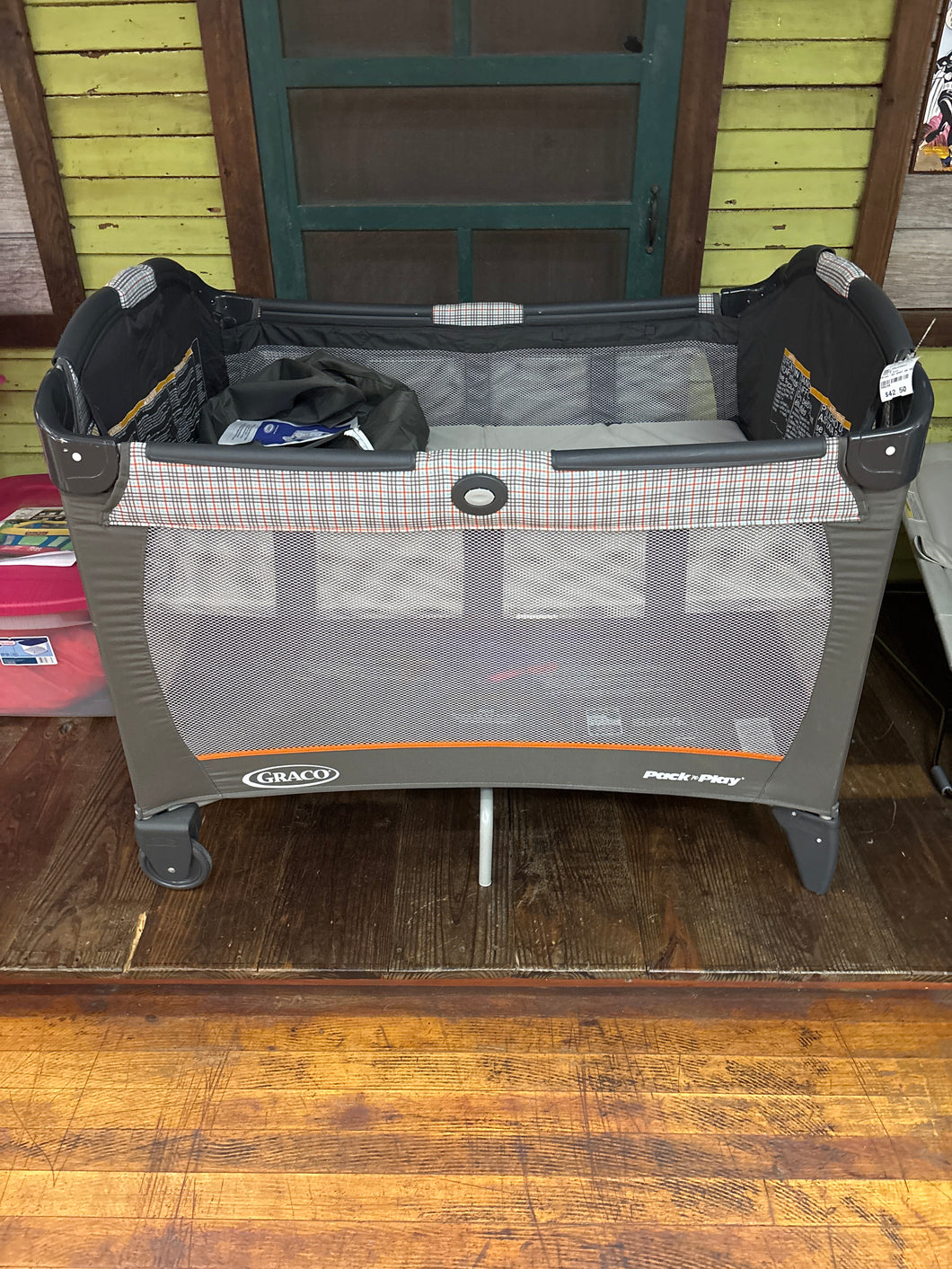 PACK N PLAY *will not ship*