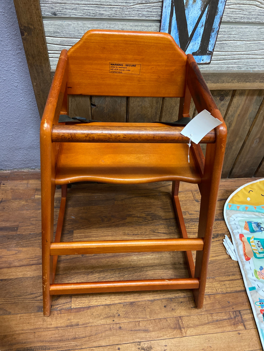 WOODEN HIGH CHAIR