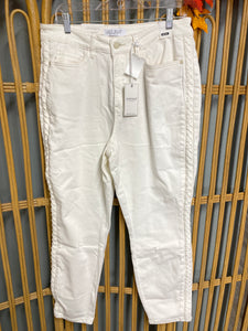JEANS-NEW-14
