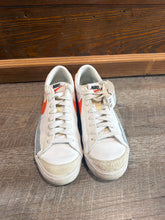 Load image into Gallery viewer, SNEAKER - 8
