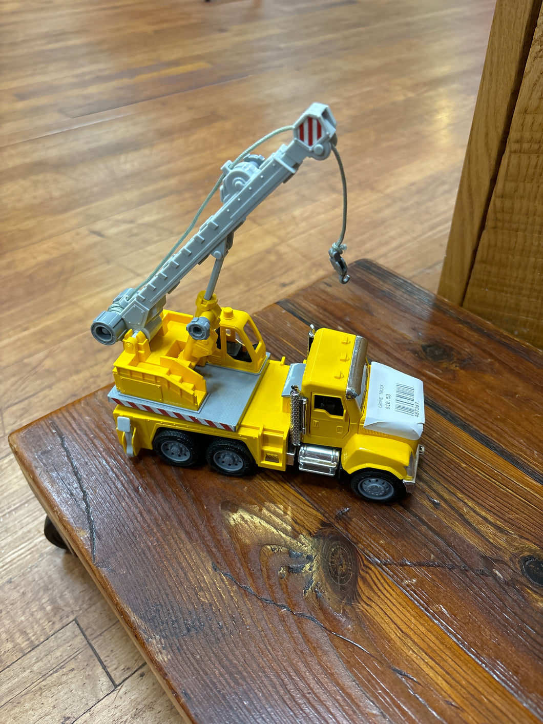 CRANE TRUCK