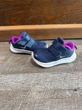 Load image into Gallery viewer, SNEAKER - 4
