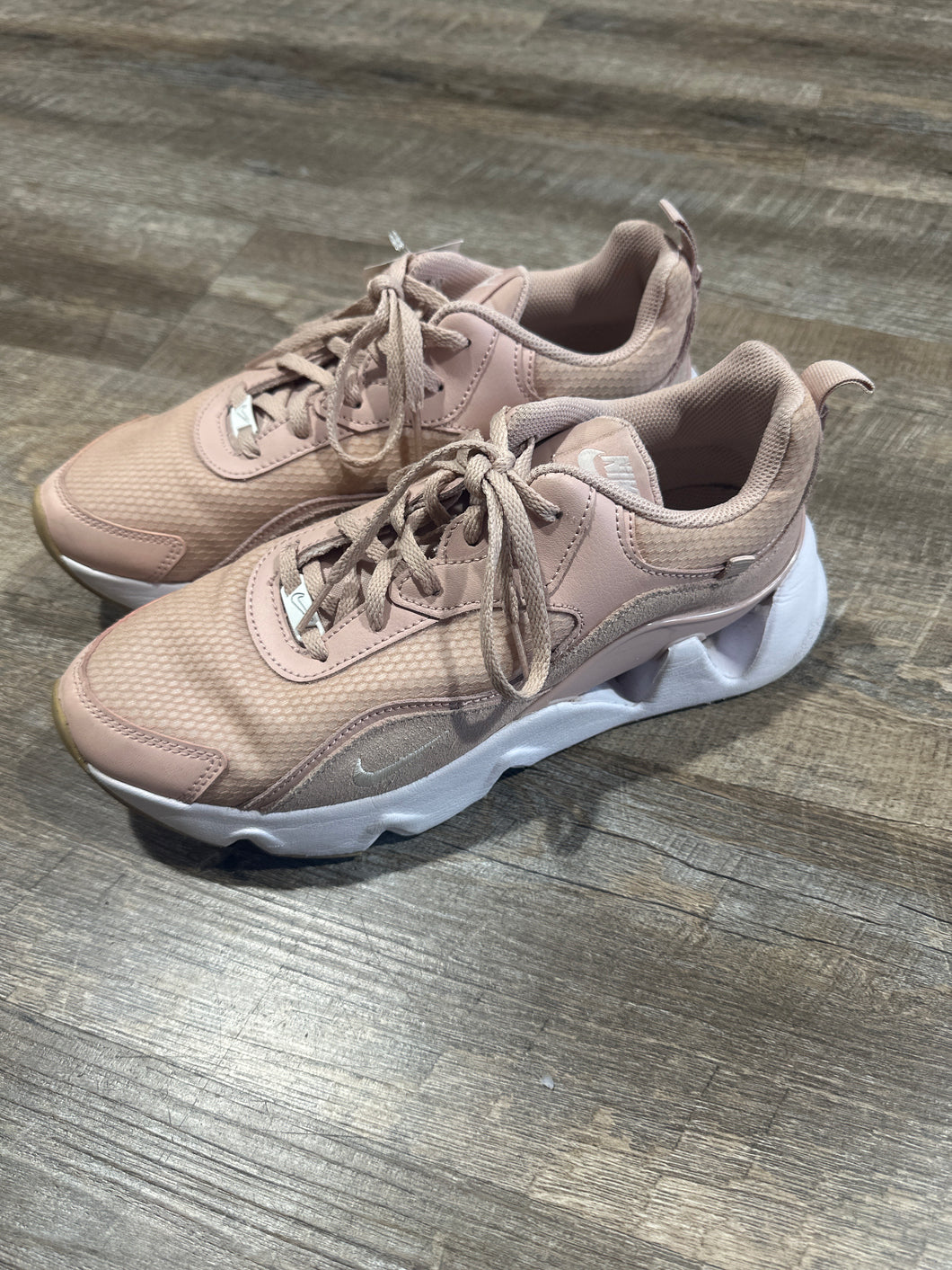 SNEAKER - 9.5