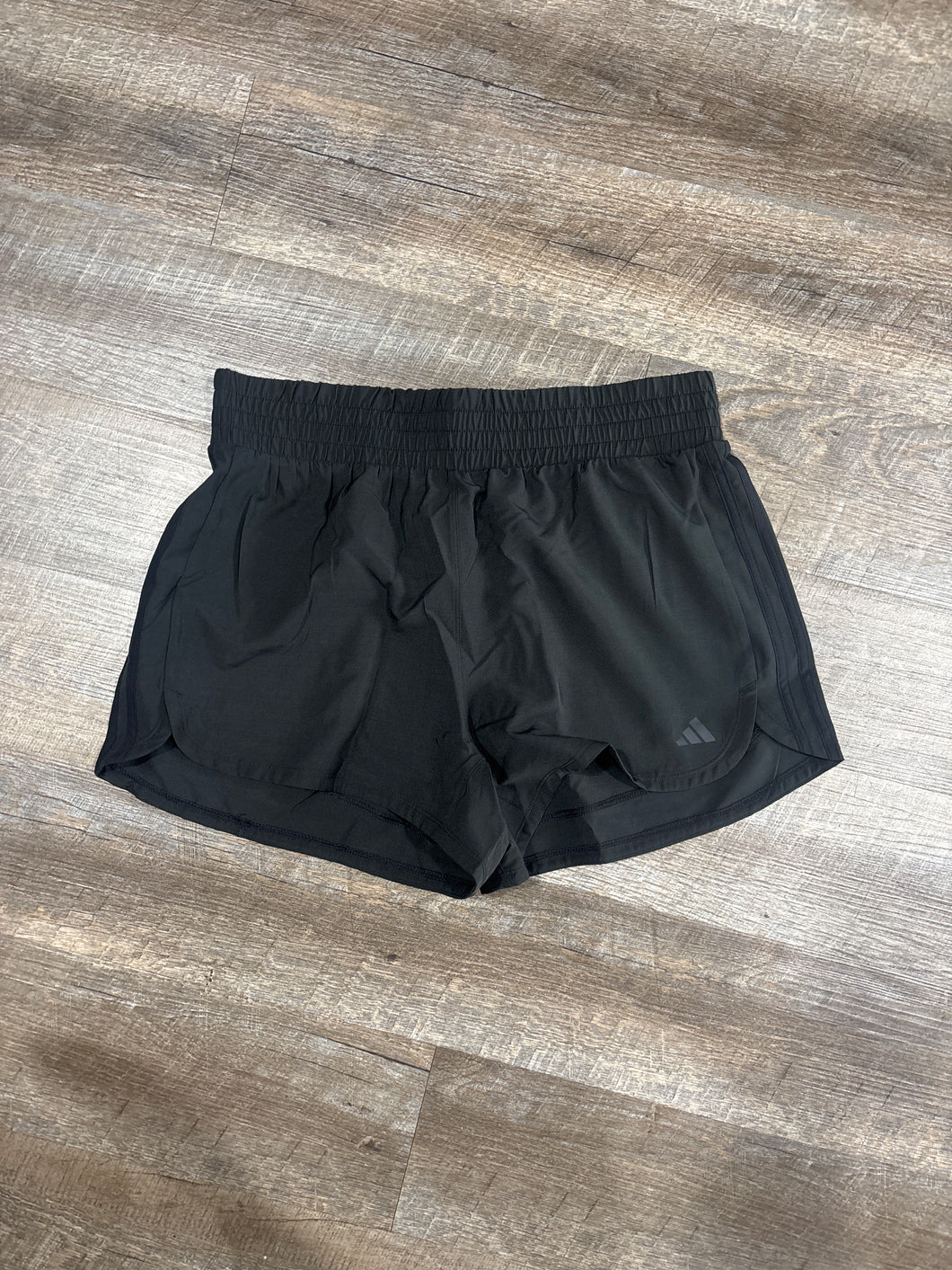 NEW! SHORTS - XL