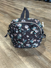 Load image into Gallery viewer, BACKPACK
