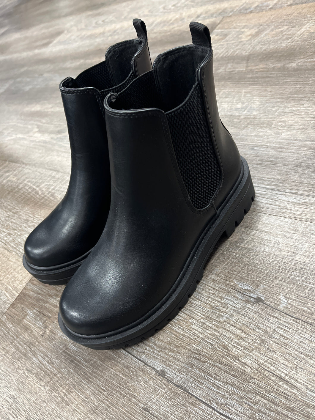 BOOT-6.5