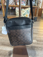 Load image into Gallery viewer, CROSSBODY
