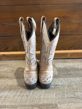 Load image into Gallery viewer, BOOTS(RETAIL$199) - 8
