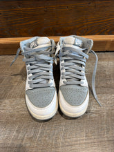 Load image into Gallery viewer, AIR JORDAN 1
